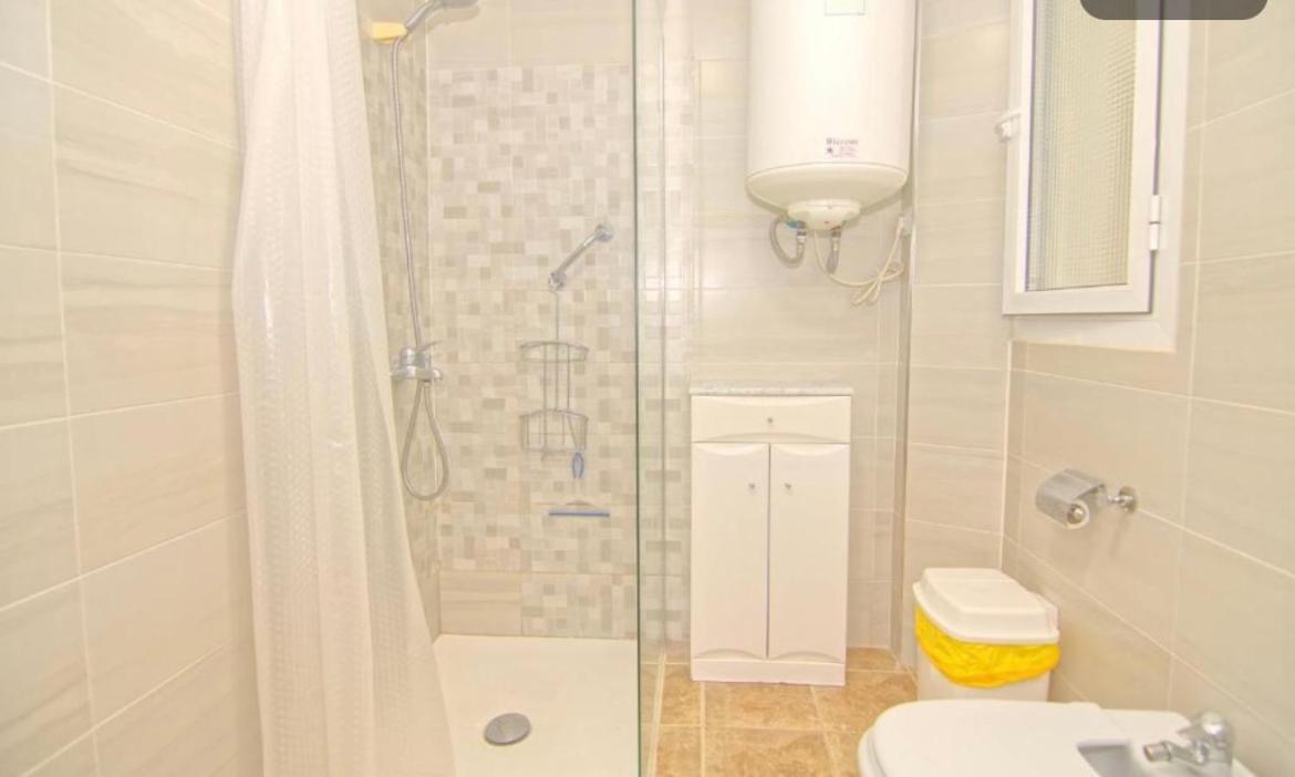 Guest House Mota Málaga Buitenkant foto