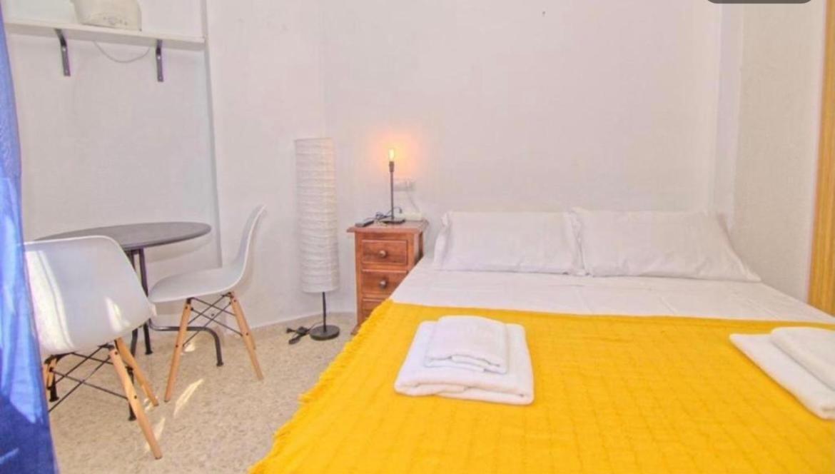 Guest House Mota Málaga Buitenkant foto