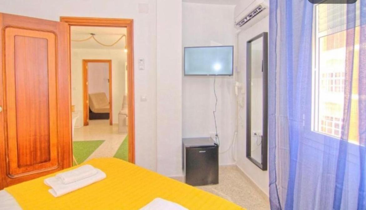Guest House Mota Málaga Buitenkant foto